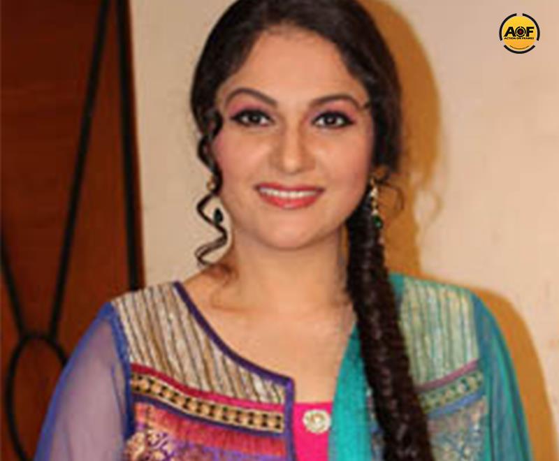   Gracy Singh