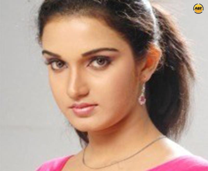     Honey Rose