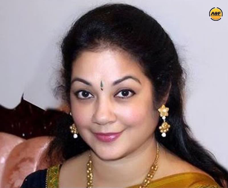 Shanthi Krishna 