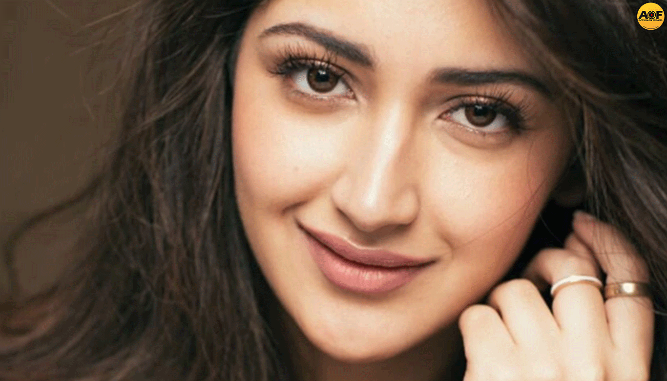  Sayyeshaa To Star Opposite Karthi In Pandiraj’s Next