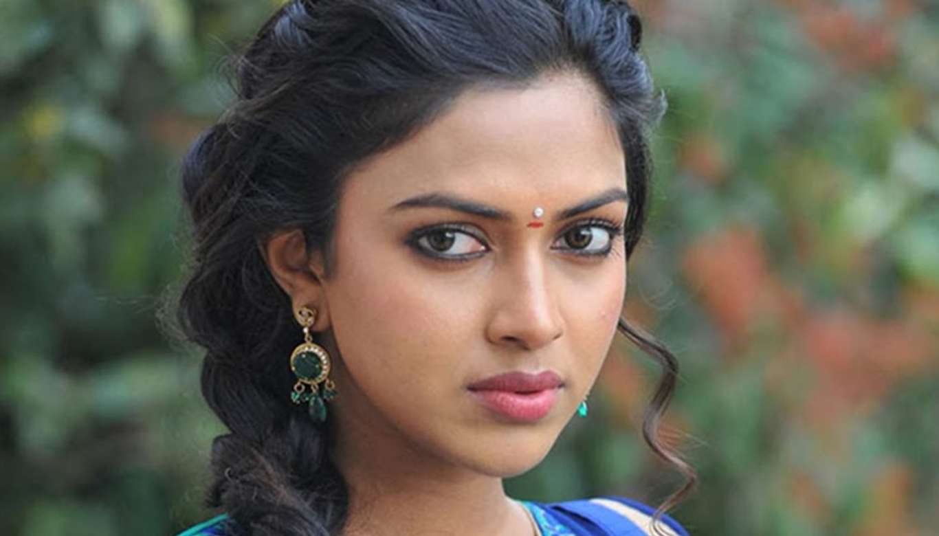 Shobana Sex Video - Amala Paul's strong decision regarding personal life