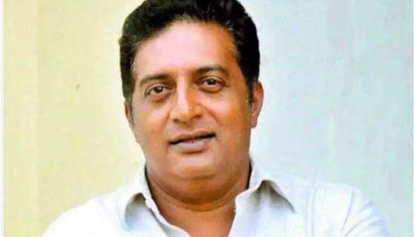 Prakash Raj applies to more than 1000 families