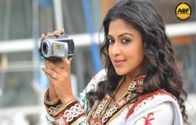 Amala paul sighns an adventurous flicks