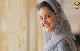 Don’t mix politics in Aamy Manju warrier