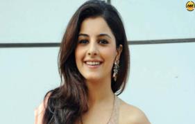 Isha Talwar Replaces Mamta Mohandas In Detroit Crossing