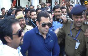 Salman Khan Appears Before Jodhpur Court For His Hearing In Arms Act Case