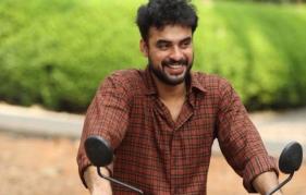 Tovino Thomas to play the lead in Varavu